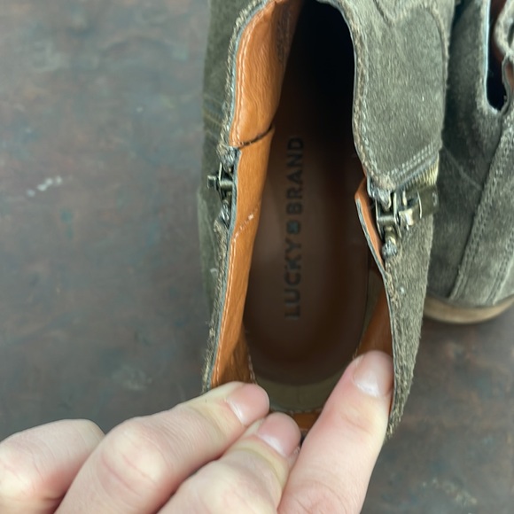 Never Worn Lucky Brand Booties Green Size 7 - Picture 4 of 5